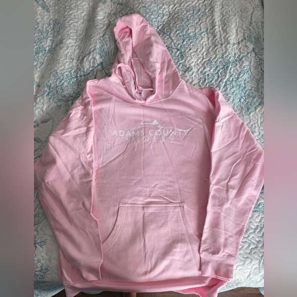 adams county winery Tops - Adams County Winery 2X Hoodie